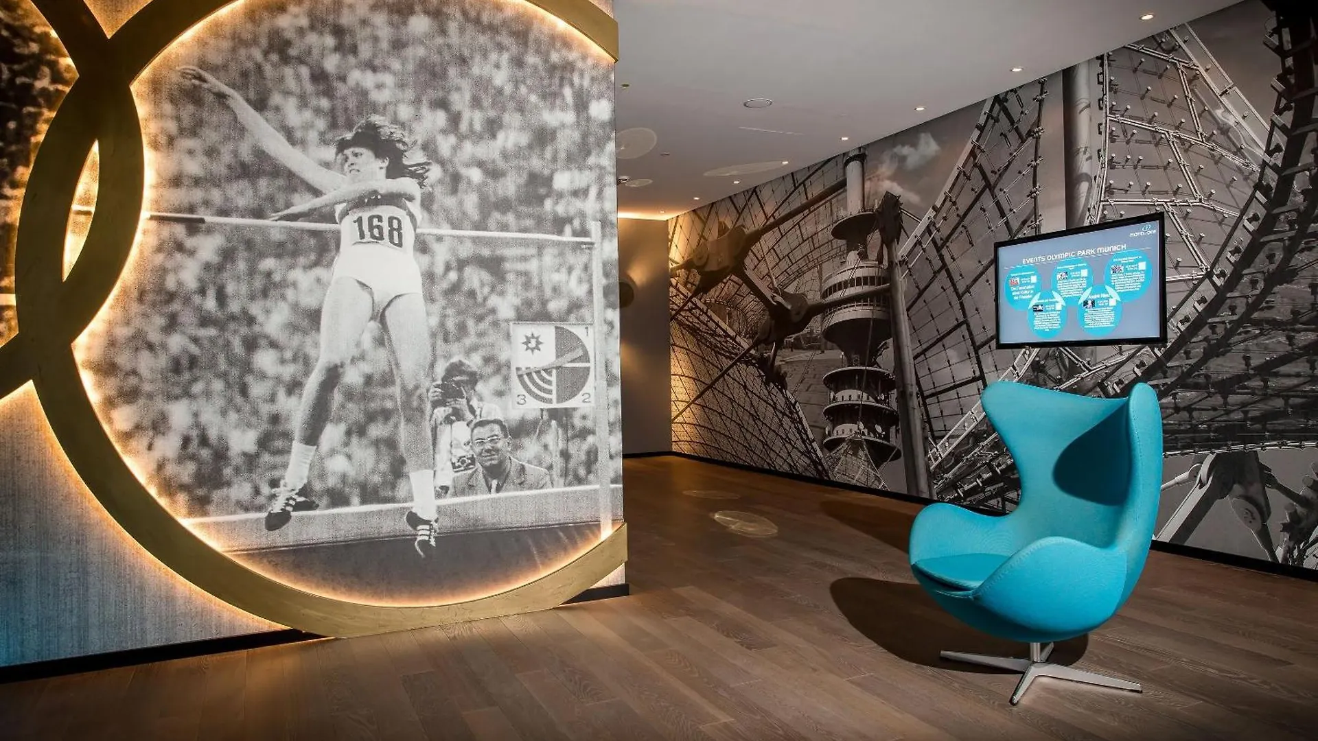 Motel One Muenchen-Olympia Gate 3*, מינכן